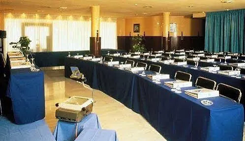 Hotel Burlada 2*,